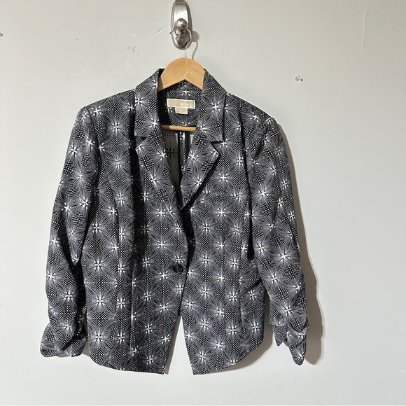 Michael Kors Jackets & Blazers - 👉 Michael Michael Kors Black & White Geometric Blazer – Size 12